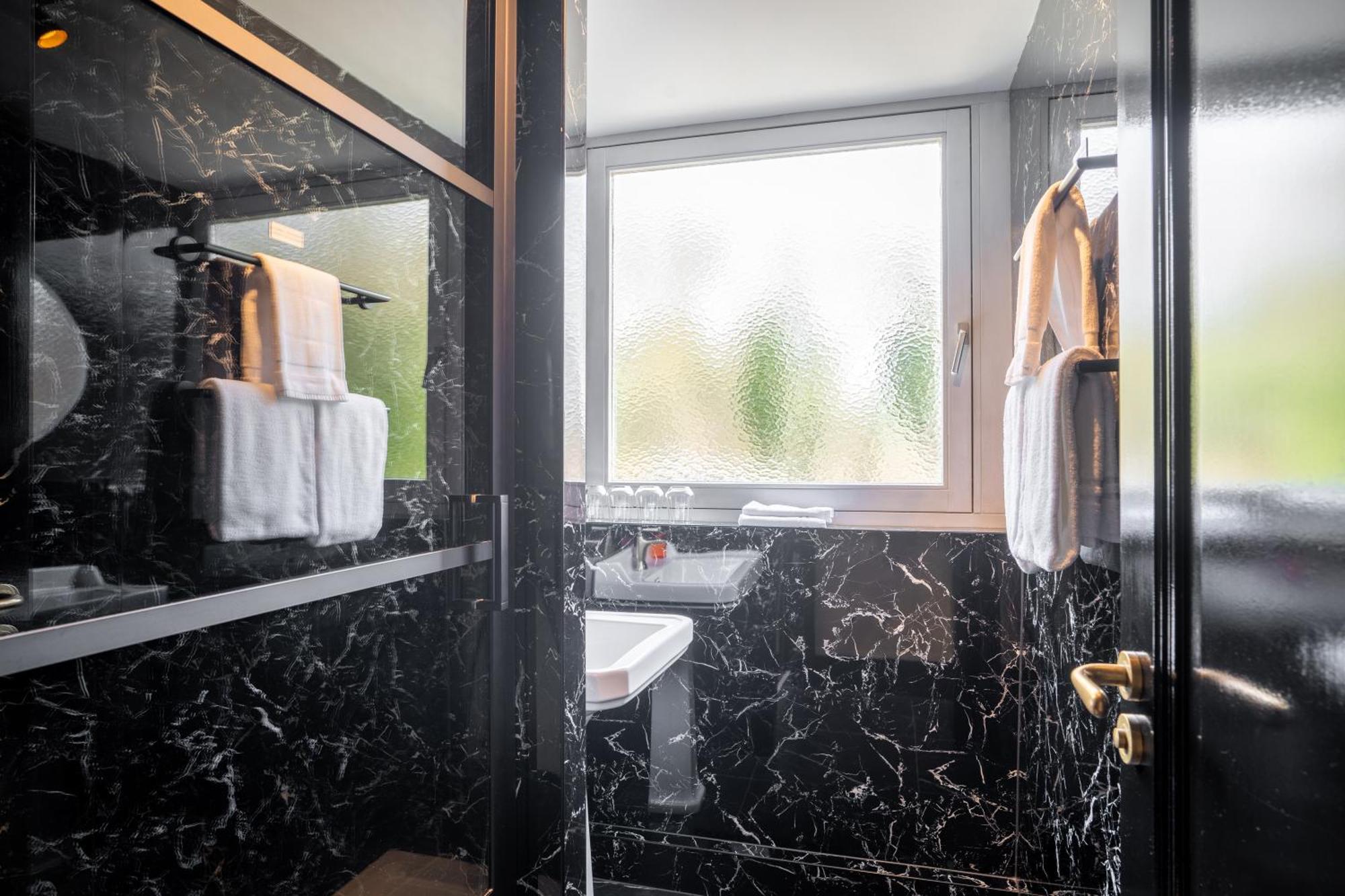 Boutique Pension Code Rose Noordwijk Esterno foto